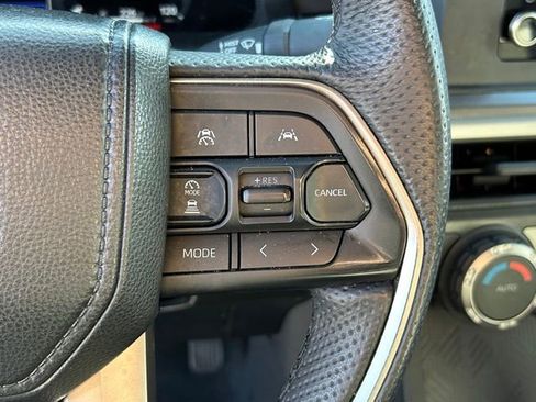 Used 2024 Toyota Tacoma TRD Off-Road image 26