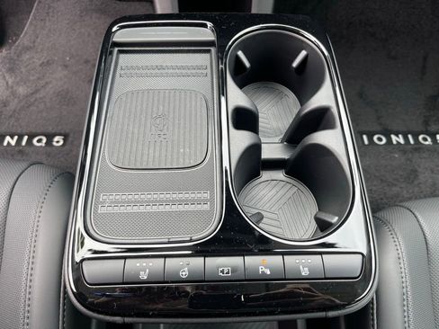 New 2025 Hyundai Ioniq 5 SEL image 26