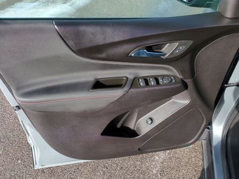 Certified 2024 Chevrolet Equinox RS image 22