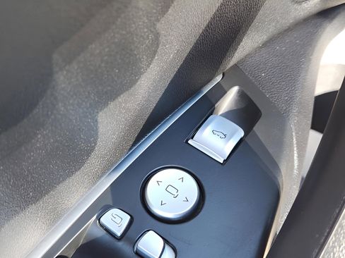 Used 2024 BMW X3 xDrive30i w/ Convenience Package image 24