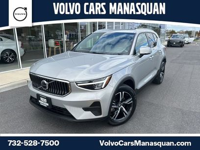 Certified 2025 Volvo XC40 B5 Core