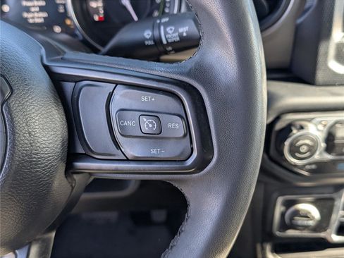 Used 2023 Jeep Wrangler Unlimited w/ Convenience Group AWD/4WD image 22