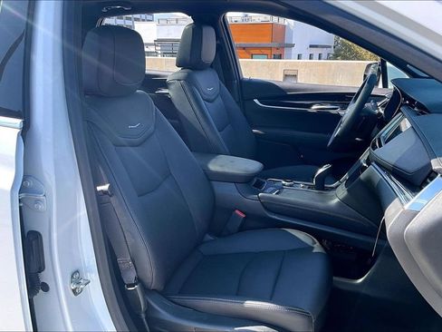 New 2026 Cadillac XT5 Premium Luxury w/ LPO, ONYX Package AWD/4WD image 19