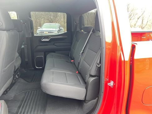 Used 2022 Chevrolet Silverado 1500 LT image 11