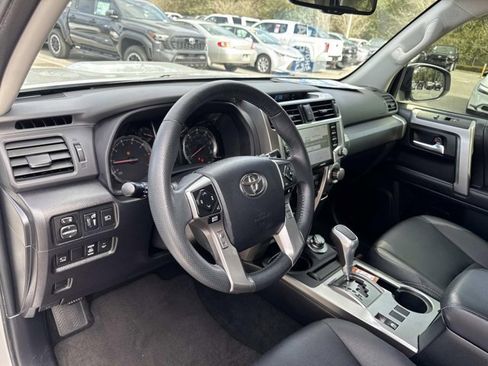 Certified 2022 Toyota 4Runner TRD Sport image 12