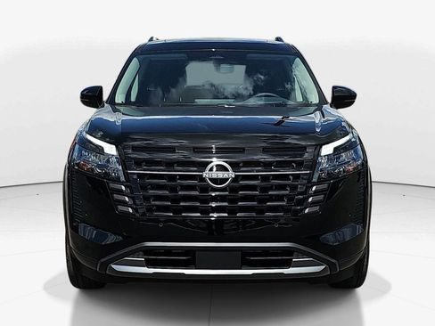New 2026 Nissan Pathfinder Platinum w/ Accent Package FWD image 12