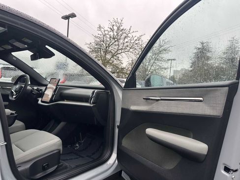 New 2026 Volvo EX30 Plus image 11