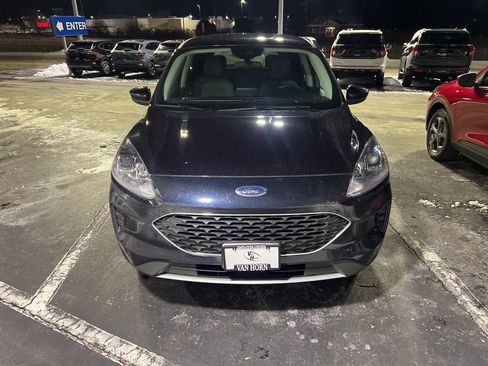 Used 2021 Ford Escape SE w/ Convenience Package image 3