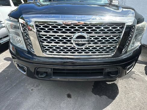 Used 2017 Nissan Titan Platinum Reserve AWD/4WD image 89