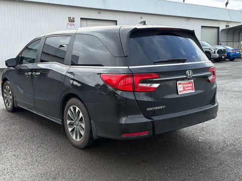 Used 2023 Honda Odyssey EX-L image 3