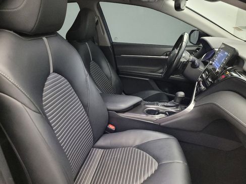 Used 2023 Toyota Camry SE w/ Convenience Package image 21