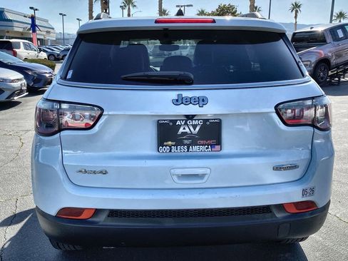 Used 2023 Jeep Compass Latitude image 22