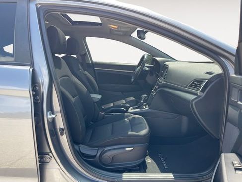 Used 2018 Hyundai Elantra Value Edition FWD image 15