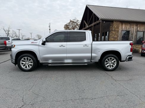 Used 2019 Chevrolet Silverado 1500 LTZ image 3