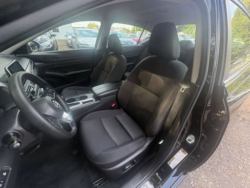 Used 2026 Nissan Altima 2.5 SV FWD image 34