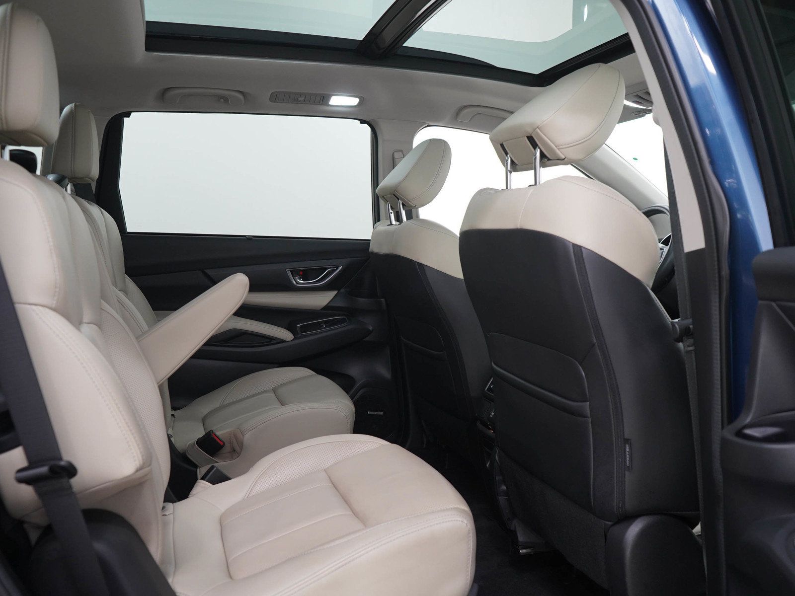 Used 2022 Subaru Ascent Limited w/ Technology Package AWD/4WD image 14