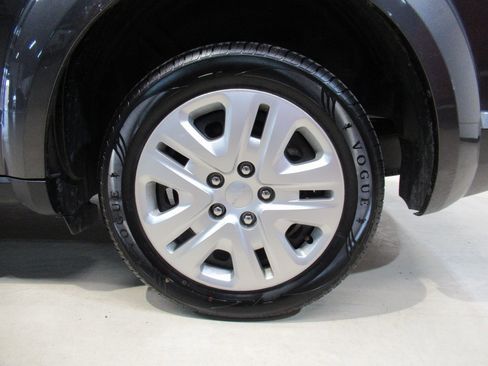 Used 2019 Dodge Journey SE image 10