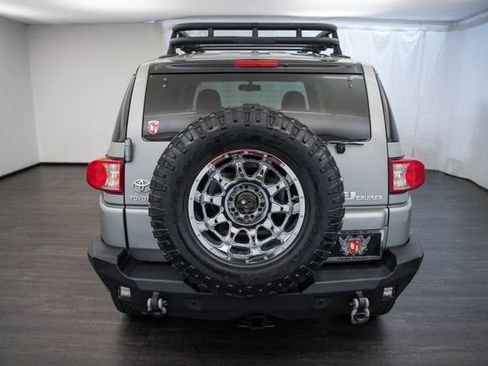 Used 2011 Toyota FJ Cruiser 4WD w/ Upgrade Pkg image 15