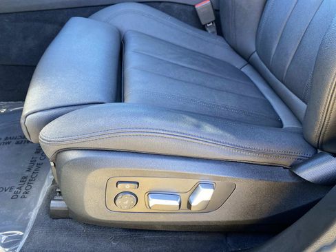 Used 2020 BMW X7 xDrive40i w/ Cold Weather Package AWD/4WD image 20