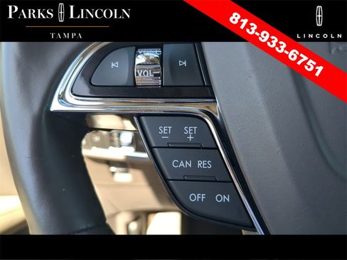 Certified 2021 Lincoln Nautilus Reserve image 27