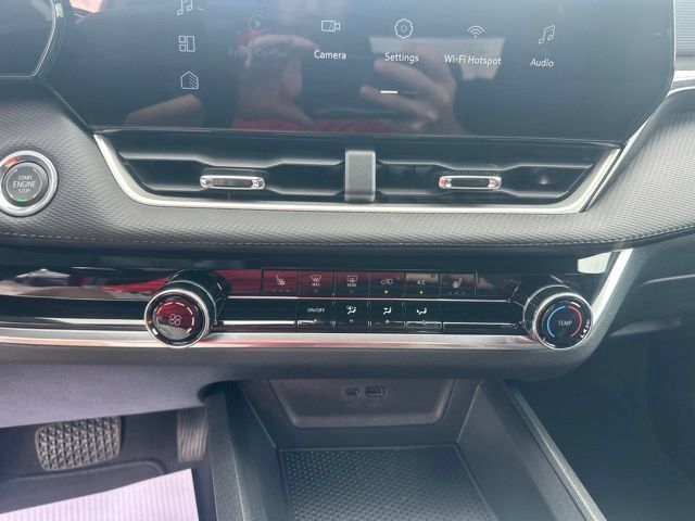 New 2026 Chevrolet Equinox LT FWD image 24