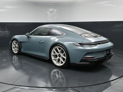 Certified 2024 Porsche 911 GT3 RS RWD image 3