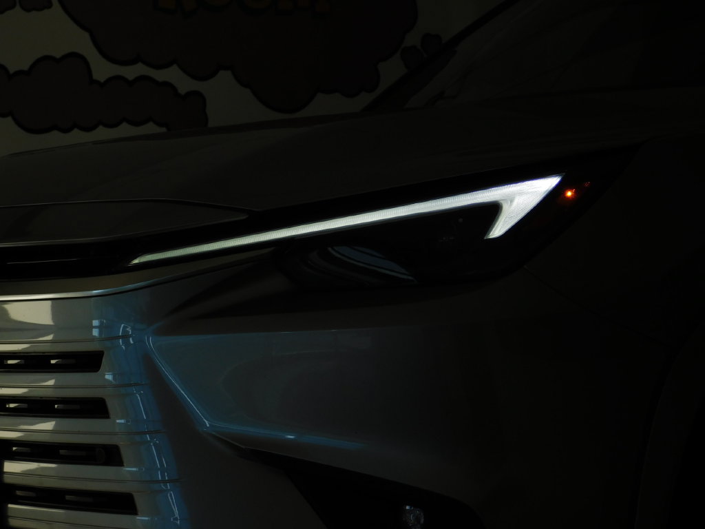 Used 2024 Lexus TX 350 AWD image 11