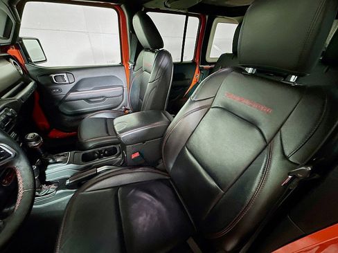 Used 2018 Jeep Wrangler Unlimited Rubicon image 11