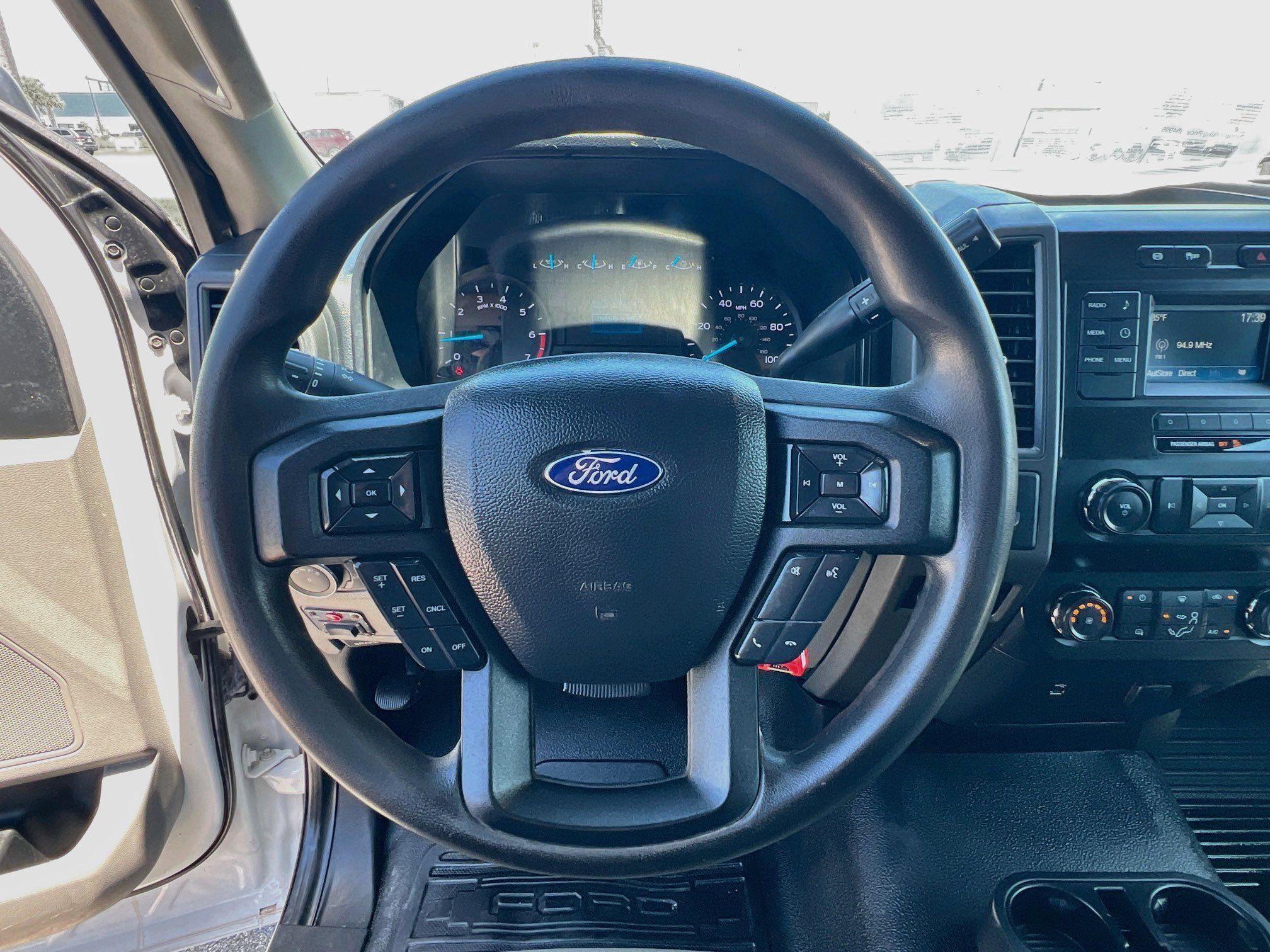 Used 2019 Ford F450 XL w/ XL Value Package RWD image 17