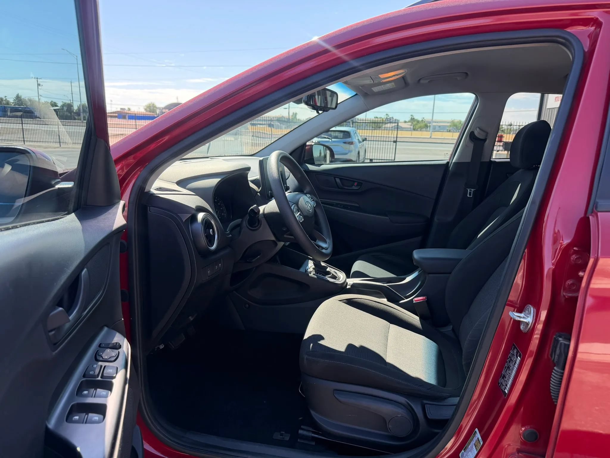 Used 2022 Hyundai Kona SEL FWD image 16
