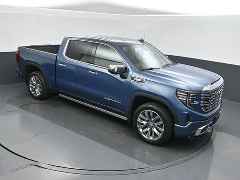 Used 2024 GMC Sierra 1500 Denali AWD/4WD image 30