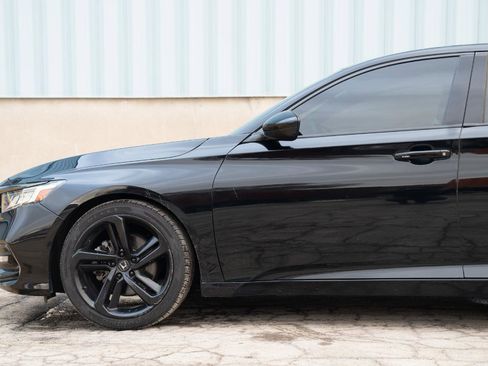 Used 2020 Honda Accord Sport image 7