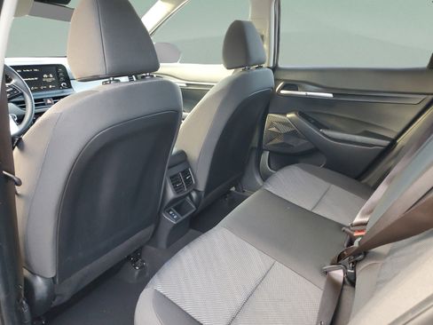 Certified 2026 Kia Seltos LX AWD/4WD image 6