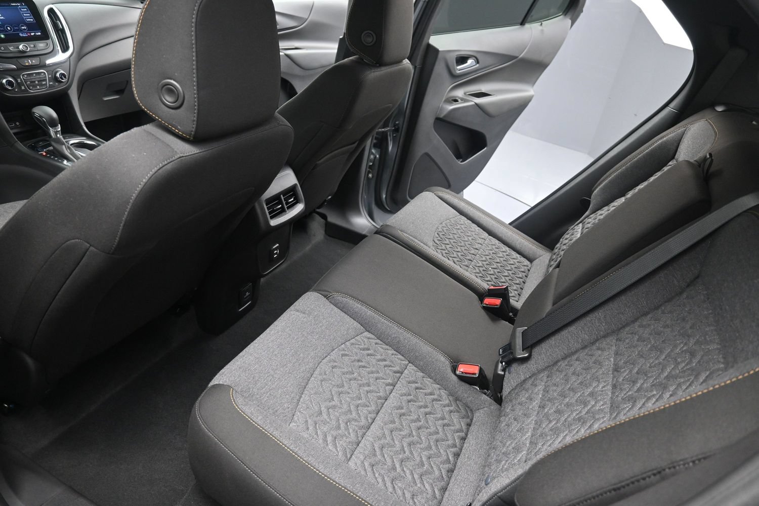 Used 2024 Chevrolet Equinox LT AWD/4WD image 36