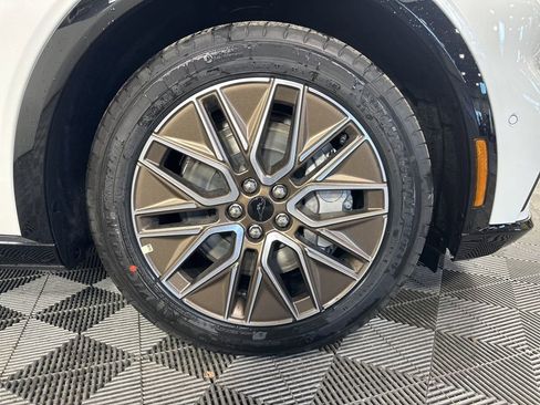 New 2024 Ford Mustang Mach-E Premium image 16