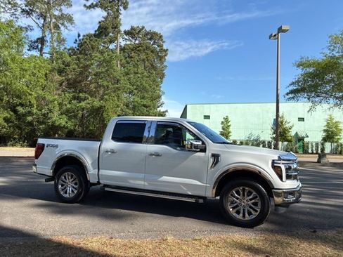 Used 2025 Ford F150 Lariat w/ Equipment Group 501A Mid AWD/4WD image 2