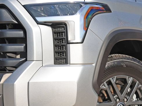 Used 2025 Toyota Tundra SR5 w/ SX Package RWD image 10