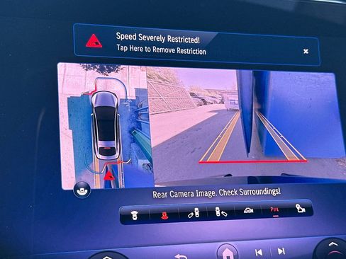 Certified 2023 Mercedes-Benz EQS 580 4MATIC Sedan image 20