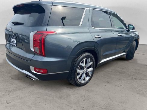 Used 2022 Hyundai Palisade SEL w/ Premium Package AWD/4WD image 3