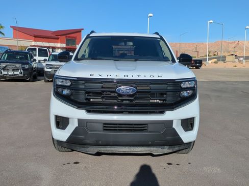 Used 2025 Ford Expedition Active AWD/4WD image 10