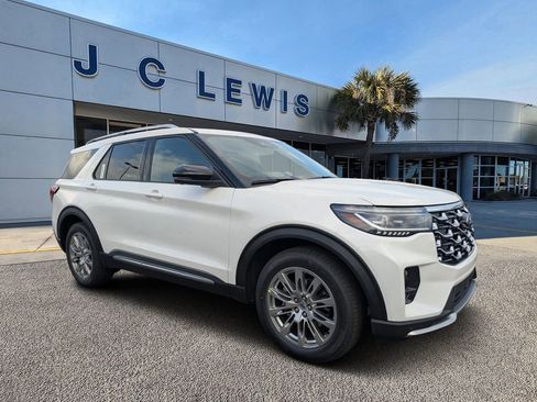 New 2026 Ford Explorer Platinum image 1