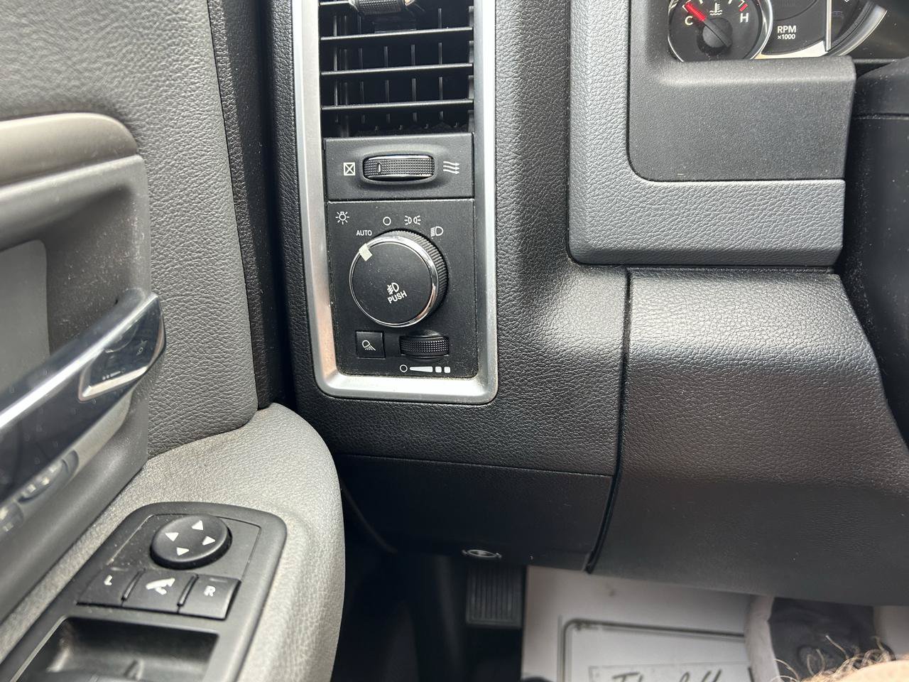 Used 2013 RAM 1500 Big Horn AWD/4WD image 26