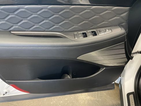 Used 2022 Hyundai Palisade Calligraphy image 14