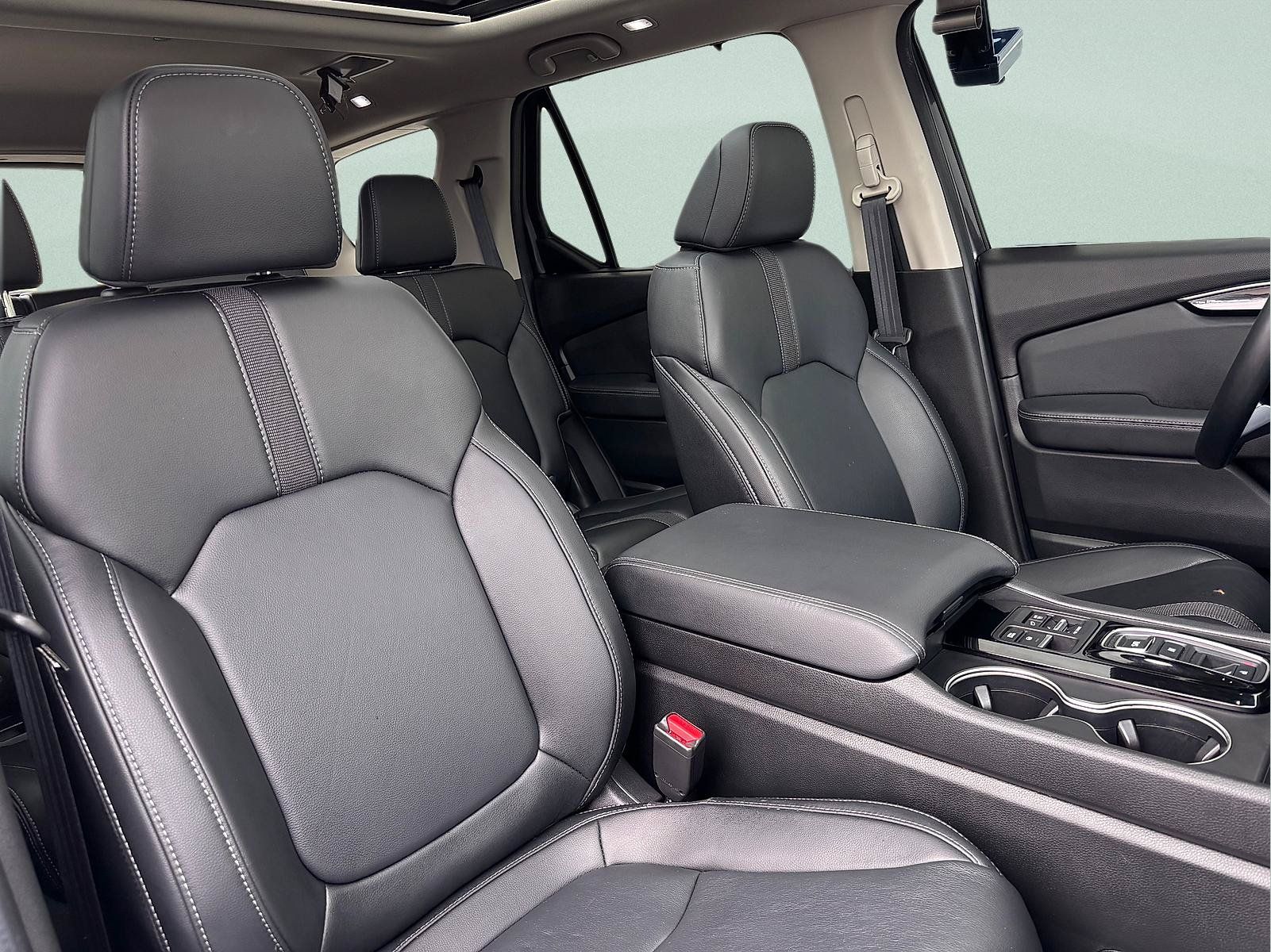 Certified 2025 Honda Pilot Touring image 39