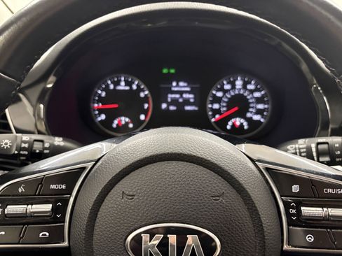 Used 2021 Kia Seltos EX image 32