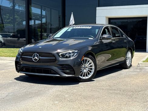 Used 2022 Mercedes-Benz E 350 Sedan image 2