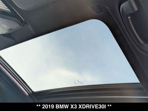 Used 2019 BMW X3 xDrive30i w/ Premium Package AWD/4WD image 4