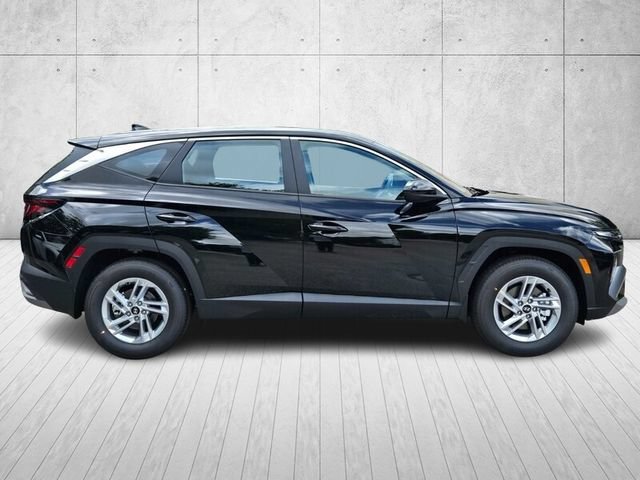 Used 2026 Hyundai Tucson SE FWD image 4