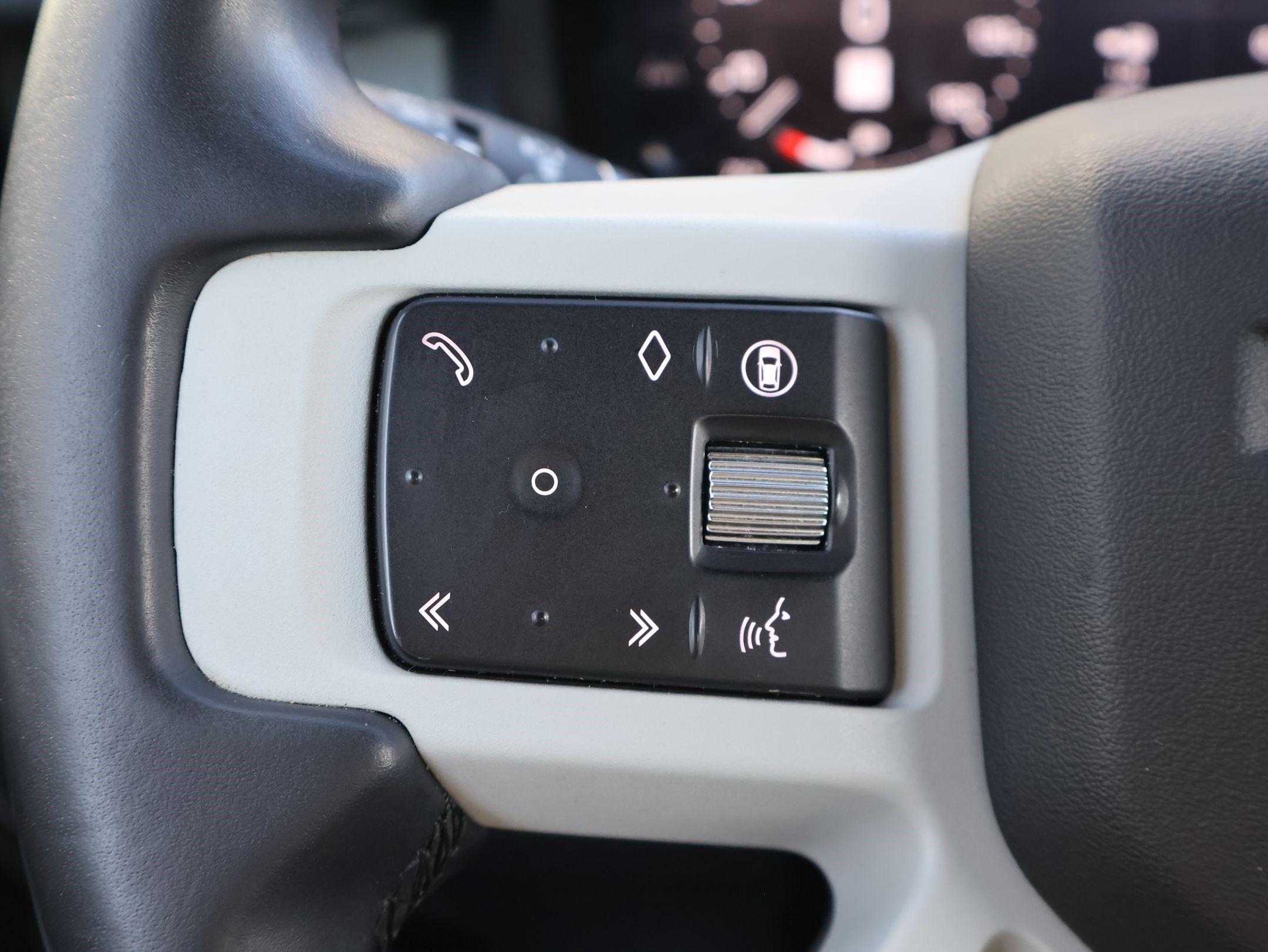 Used 2024 Land Rover Defender 110 S AWD/4WD image 19