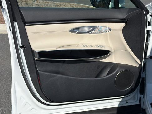 New 2026 Genesis GV70 2.5T image 10